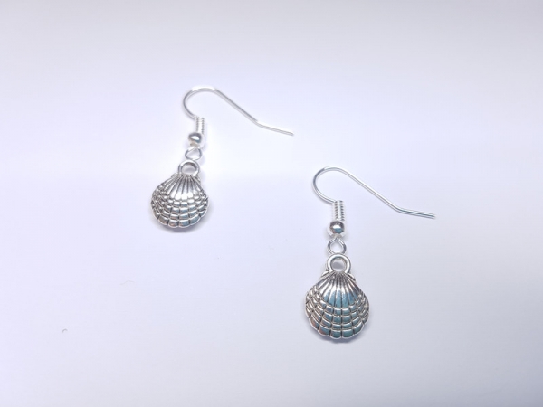 Muschel Ohrringe silberfarben Vintage Optik